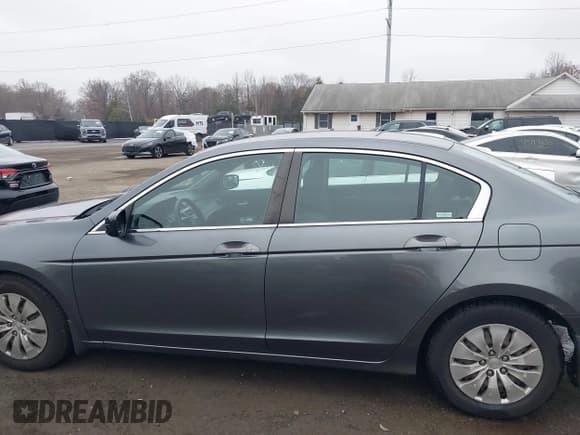 ✅ 2010 Honda Accord LX • VIN: 1HGCP2F30AA068852 • Lot: 43742014. Listed on IAAI with 241,290 mi. Free auction sales archive from the USA and detailed vehicle history report at DreamBid. Image 14.