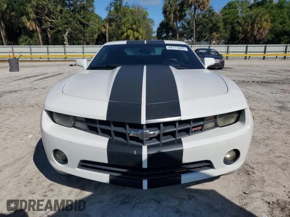 ✅ 2012 Chevrolet Camaro 2LT • VIN: 2G1FC1E32C9123733 • Lot: 86773045. Listed on Copart with 129,043 mi. Free auction sales archive from the USA and detailed vehicle history report at DreamBid. Image 5.