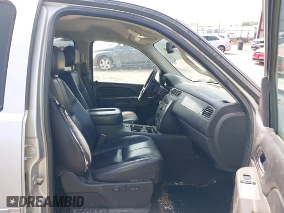 ✅ 2011 GMC Sierra 1500 SLT • VIN: 3GTP2WE33BG128620 • Лот: 43174880. Опубликован ранее на IAAI с пробегом 235 710 миль. Бесплатный доступ к архиву аукционных продаж из США и подробный отчёт об истории автомобиля на DreamBid. Изображение 5.