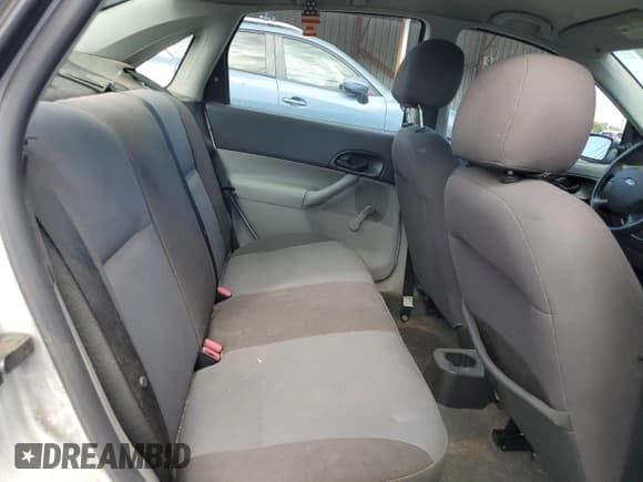 ✅ 2007 Ford Focus S • VIN: 1FAFP34N67W241037 • Lot: 84966275. Wystawiony na Copart z przebiegiem Nie podano. Bezpłatny archiwum sprzedaży aukcyjnych z USA i szczegółowy raport historii pojazdu na DreamBid. Zdjęcie 10.