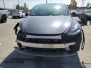 ✅ 2023 Tesla Model Y Long Range • VIN: 7SAYGDEEXPA119664 • Lot: 81953525. Wystawiony na Copart z przebiegiem 71 995 mil. Bezpłatny archiwum sprzedaży aukcyjnych z USA i szczegółowy raport historii pojazdu na DreamBid. Zdjęcie 5.