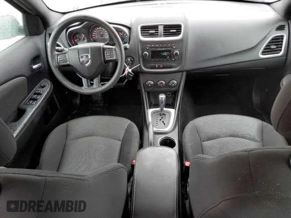 ✅ 2013 Dodge Avenger SE • VIN: 1C3CDZAB8DN630111 • Лот: 66369634. Опубликован ранее на Copart с пробегом 75 203 миль. Бесплатный доступ к архиву аукционных продаж из США и подробный отчёт об истории автомобиля на DreamBid. Изображение 8.