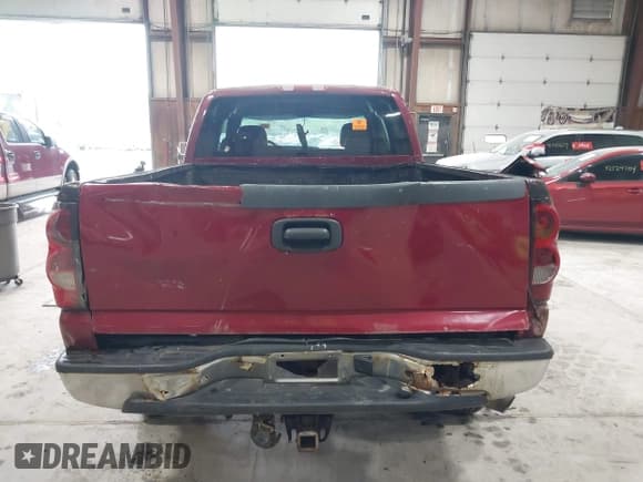 ✅ 2006 Chevrolet Silverado 2500HD LT2 • VIN: 1GCHK29U86E287677 • Lot: 42173975. Listed on IAAI with 175,509 mi. Free auction sales archive from the USA and detailed vehicle history report at DreamBid. Image 16.