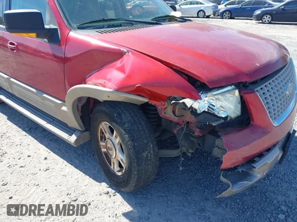 ✅ 2004 Ford Expedition Eddie Bauer • VIN: 1FMFU17L04LA90805 • Lot: 41610927. Wystawiony na IAAI z przebiegiem 245 847 mil. Bezpłatny archiwum sprzedaży aukcyjnych z USA i szczegółowy raport historii pojazdu na DreamBid. Zdjęcie 6.