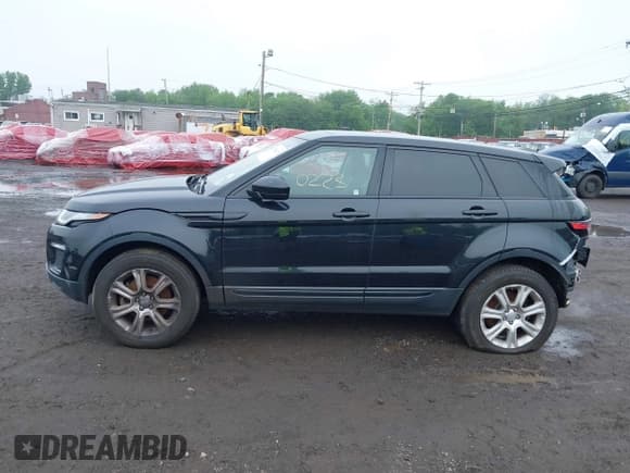 ✅ 2017 Land Rover Range Rover Evoque SE • VIN: SALVP2BG8HH211072 • Lot: 42293417. Listed on IAAI with 77,445 mi. Free auction sales archive from the USA and detailed vehicle history report at DreamBid. Image 14.