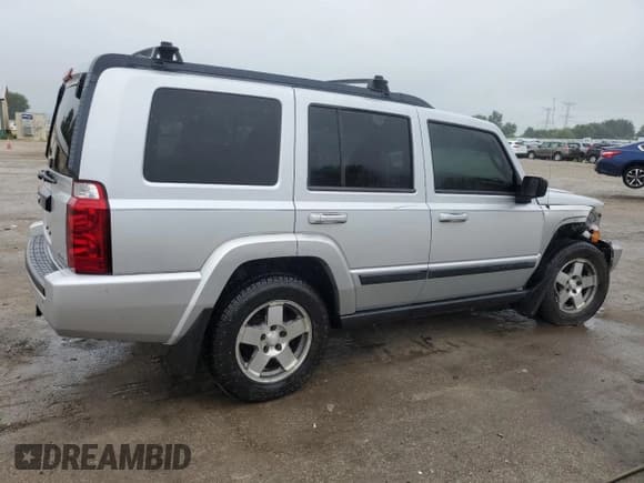 ✅ 2009 Jeep Commander Sport • VIN: 1J8HG48K79C511267 • Lot: 65707875. Listed on Copart with 190,767 mi. Free auction sales archive from the USA and detailed vehicle history report at DreamBid. Image 3.