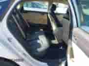 2018 Hyundai Sonata SE с VIN 5NPE24AF8JH645882, выставлен на аукционе IAAI как лот 43357927 с пробегом 93 648 миль миль и . История ставок и продаж доступна на DreamBid. Изображение 8.