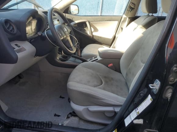 ✅ 2012 Toyota RAV4 • VIN: 2T3BK4DV2CW077128 • Lot: 86052825. Wystawiony na Copart z przebiegiem 305 256 mil. Bezpłatny archiwum sprzedaży aukcyjnych z USA i szczegółowy raport historii pojazdu na DreamBid. Zdjęcie 7.