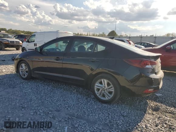 ✅ 2019 Hyundai Elantra SEL • VIN: 5NPD84LF3KH466836 • Lot: 81879385. Listed on Copart with 62,479 mi. Free auction sales archive from the USA and detailed vehicle history report at DreamBid. Image 2.