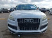 ✅ 2014 Audi Q7 S line Prestige • VIN: WA1DGAFE2ED007435 • Lot: 43739832. Wystawiony na IAAI z przebiegiem 145 787 mil. Bezpłatny archiwum sprzedaży aukcyjnych z USA i szczegółowy raport historii pojazdu na DreamBid. Zdjęcie 12.