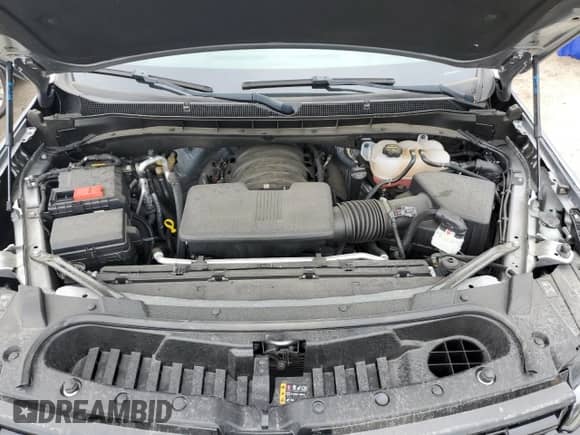 2024 Chevrolet Suburban Z71 z VIN 1GNSKDKD0RR196015, wystawiony jako Copart lot #81410475 z przebiegiem 16 358 mil mil oraz Szkoda całkowita • Salvage title. Historia ofert i sprzedaży dostępna na DreamBid. Obrazek 12.