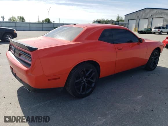 ✅ 2020 Dodge Challenger SXT • VIN: 2C3CDZAG9LH109885 • Лот: 48458433. Опубликован ранее на Copart с пробегом 43 319 миль. Бесплатный доступ к архиву аукционных продаж из США и подробный отчёт об истории автомобиля на DreamBid. Изображение 3.