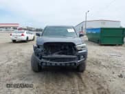 ✅ 2017 Toyota Tacoma SR5 • VIN: 3TMAZ5CN7HM026618 • Lot: 42033682. Wystawiony na IAAI z przebiegiem 96 430 mil. Bezpłatny archiwum sprzedaży aukcyjnych z USA i szczegółowy raport historii pojazdu na DreamBid. Zdjęcie 13.