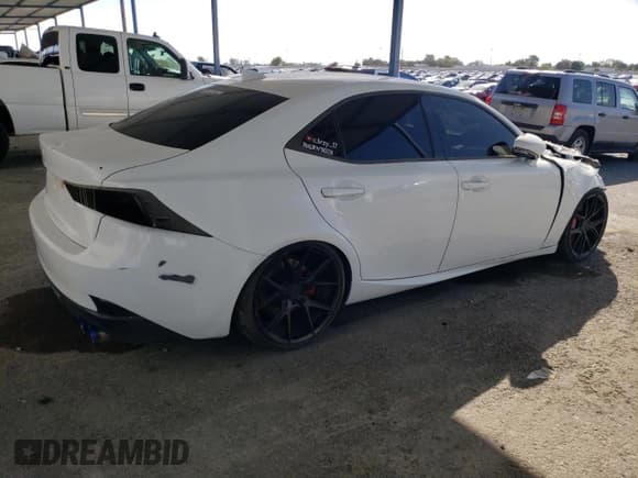 ✅ 2017 Lexus IS 200t • VIN: JTHBA1D25H5039901 • Lot: 85864495. Wystawiony na Copart z przebiegiem 90 000 mil. Bezpłatny archiwum sprzedaży aukcyjnych z USA i szczegółowy raport historii pojazdu na DreamBid. Zdjęcie 3.