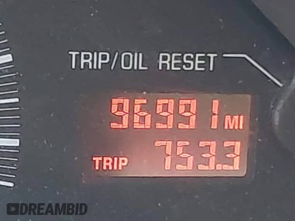 1999 Chevrolet Camaro z VIN 2G1FP22K5X2128770, wystawiony jako IAAI lot #42373016 z przebiegiem 96 991 mil mil oraz . Historia ofert i sprzedaży dostępna na DreamBid. Obrazek 15.