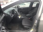 ✅ 2017 Chevrolet Cruze LT • VIN: 1G1BE5SM6H7143585 • Lot: 36417973. Listed on Copart with 75,218 mi. Free auction sales archive from the USA and detailed vehicle history report at DreamBid. Image 7.