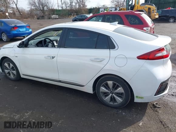 ✅ 2019 Hyundai Ioniq Limited • VIN: KMHC75LD7KU182405 • Lot: 41470651. Wystawiony na IAAI z przebiegiem 53 025 mil. Bezpłatny archiwum sprzedaży aukcyjnych z USA i szczegółowy raport historii pojazdu na DreamBid. Zdjęcie 14.