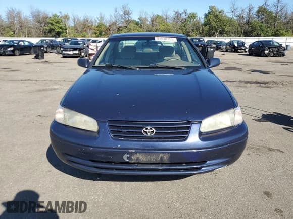 ✅ 1999 Toyota Camry LE • VIN: 4T1BG22K5XU907131 • Лот: 81530155. Опубликован ранее на Copart с пробегом 236 435 миль. Бесплатный доступ к архиву аукционных продаж из США и подробный отчёт об истории автомобиля на DreamBid. Изображение 5.