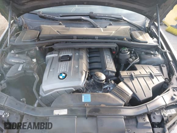 ✅ 2006 BMW 3 Series 325i • VIN: WBAVB13566PT24581 • Lot: 43918633. Listed on IAAI with 242,324 mi. Free auction sales archive from the USA and detailed vehicle history report at DreamBid. Image 10.