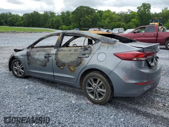 ✅ 2018 Hyundai Elantra Limited • VIN: 5NPD84LF0JH300787 • Лот: 60993615. Опубликован ранее на Copart с пробегом Не указан. Бесплатный доступ к архиву аукционных продаж из США и подробный отчёт об истории автомобиля на DreamBid. Изображение 2.