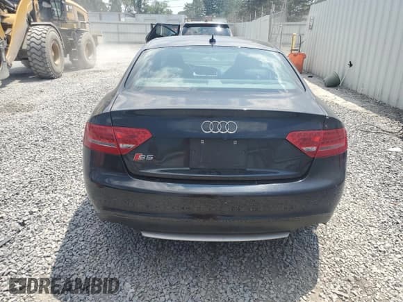 ✅ 2012 Audi S5 Premium Plus • VIN: WAUCVAFRXCA005566 • Lot: 65069515. Listed on Copart with 117,724 mi. Free auction sales archive from the USA and detailed vehicle history report at DreamBid. Image 6.