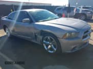 ✅ 2014 Dodge Charger Road/Track • VIN: 2C3CDXCT1EH330186 • Лот: 43627364. Опубликован ранее на IAAI с пробегом 299 698 миль. Бесплатный доступ к архиву аукционных продаж из США и подробный отчёт об истории автомобиля на DreamBid. Изображение 1.