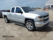 ✅ 2018 Chevrolet Silverado 1500 Custom • VIN: 1GCRCPEH7JZ316370 • Lot: 42016432. Wystawiony na IAAI z przebiegiem 79 697 mil. Bezpłatny archiwum sprzedaży aukcyjnych z USA i szczegółowy raport historii pojazdu na DreamBid. Zdjęcie 1.