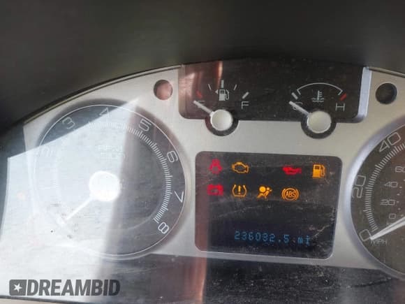 ✅ 2008 Mercury Mariner Premier • VIN: 4M2CU97128KJ07680 • Lot: 43220817. Listed on IAAI with 236,032 mi. Free auction sales archive from the USA and detailed vehicle history report at DreamBid. Image 7.