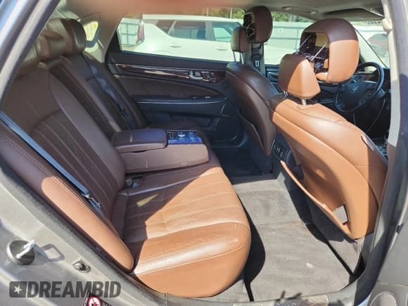 ✅ 2012 Hyundai Equus Ultimate • VIN: KMHGH4JH1CU046559 • Лот: 86112605. Опубликован ранее на Copart с пробегом 137 620 миль. Бесплатный доступ к архиву аукционных продаж из США и подробный отчёт об истории автомобиля на DreamBid. Изображение 10.