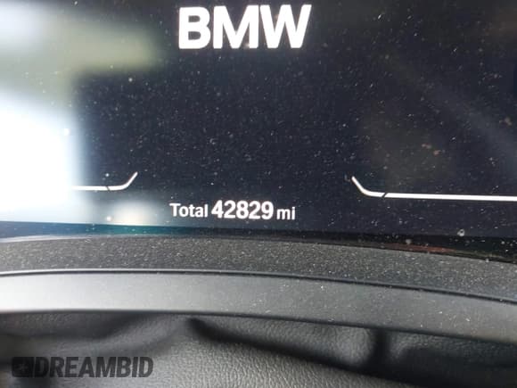 ✅ 2019 BMW 3 Series 330i • VIN: WBA5R1C57KAK12218 • Lot: 43356841. Wystawiony na IAAI z przebiegiem 42 829 mil. Bezpłatny archiwum sprzedaży aukcyjnych z USA i szczegółowy raport historii pojazdu na DreamBid. Zdjęcie 15.