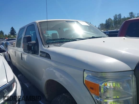 ✅ 2012 Ford F-250 XL • VIN: 1FT7W2B68CEA93089 • Lot: 42484709. Listed on IAAI with 105,660 mi. Free auction sales archive from the USA and detailed vehicle history report at DreamBid. Image 13.