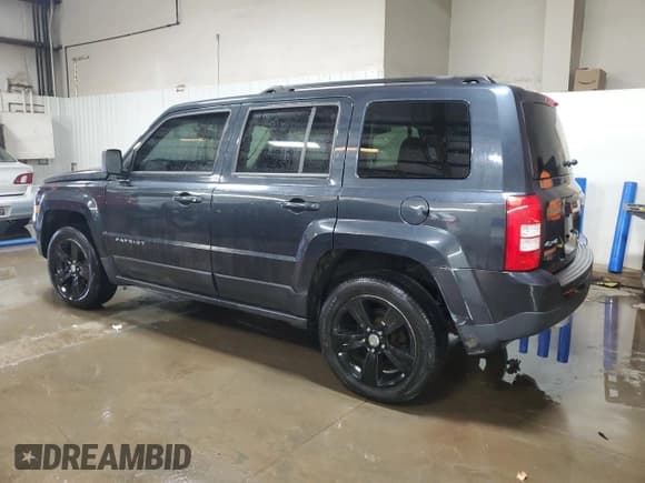 ✅ 2014 Jeep Patriot Latitude • VIN: 1C4NJRFB9ED688130 • Lot: 92442355. Listed on Copart with 101,730 mi. Free auction sales archive from the USA and detailed vehicle history report at DreamBid. Image 2.