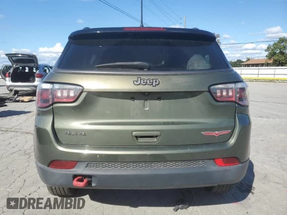 ✅ 2018 Jeep Compass Trailhawk • VIN: 3C4NJDDB5JT163270 • Lot: 81915855. Listed on Copart with 142,824 mi. Free auction sales archive from the USA and detailed vehicle history report at DreamBid. Image 6.