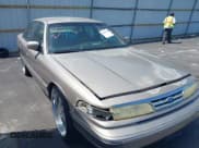 ✅ 1995 Ford Crown Victoria LX • VIN: 2FALP74W8SX206290 • Lot: 43082904. Wystawiony na IAAI z przebiegiem 76 453 mil. Bezpłatny archiwum sprzedaży aukcyjnych z USA i szczegółowy raport historii pojazdu na DreamBid. Zdjęcie 1.