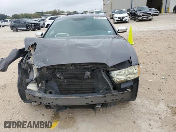 ✅ 2013 Dodge Charger SE • VIN: 2C3CDXBG8DH668509 • Lot: 90021015. Listed on Copart with 133,380 mi. Free auction sales archive from the USA and detailed vehicle history report at DreamBid. Image 5.