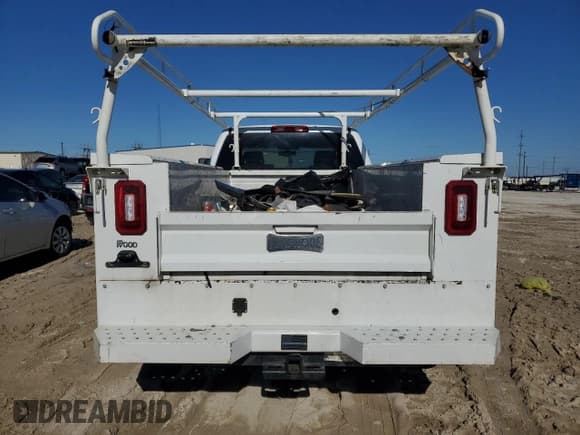 ✅ 2019 GMC Sierra 1500 • VIN: 2GD21NEG5K1135468 • Лот: 84956184. Опубликован ранее на Copart с пробегом 129 641 миль. Бесплатный доступ к архиву аукционных продаж из США и подробный отчёт об истории автомобиля на DreamBid. Изображение 6.