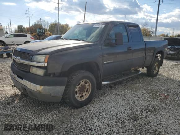 2003 Chevrolet Silverado 2500HD LT with VIN 1GCHK29U43E165362, listed as a Copart auction lot 91079525 with 244,782 mi miles and Clean title. Bid and sale history available at DreamBid. Image 1.