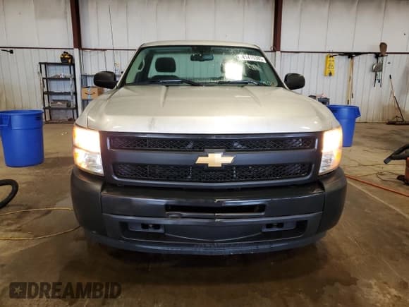 ✅ 2010 Chevrolet Silverado 1500 Work Truck • VIN: 1GCPCPEX5AZ217402 • Lot: 81415385. Listed on Copart with 38,846 mi. Free auction sales archive from the USA and detailed vehicle history report at DreamBid. Image 5.