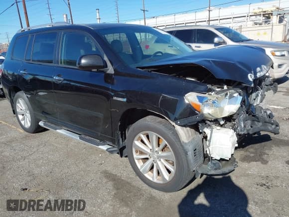 ✅ 2010 Toyota Highlander Limited • VIN: JTEJW3EHXA2045175 • Lot: 43785532. Listed on IAAI with 210,781 mi. Free auction sales archive from the USA and detailed vehicle history report at DreamBid. Image 1.