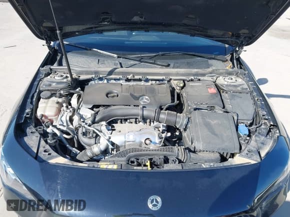 ✅ 2023 Mercedes-Benz CLA 250 • VIN: W1K5J4HB2PN389257 • Lot: 41996665. Listed on IAAI with 33,894 mi. Free auction sales archive from the USA and detailed vehicle history report at DreamBid. Image 10.