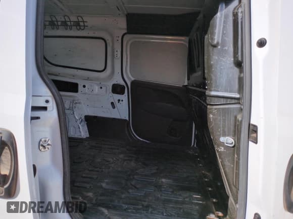 ✅ 2016 Ram ProMaster City Cargo Tradesman • VIN: ZFBERFAT6G6B98250 • Lot: 48512455. Listed on Copart with 139,233 mi. Free auction sales archive from the USA and detailed vehicle history report at DreamBid. Image 10.