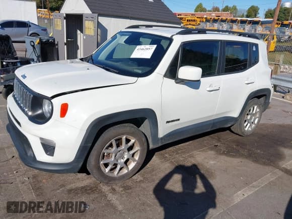 ✅ 2019 Jeep Renegade Latitude • VIN: ZACNJABB0KPK86448 • Lot: 43462057. Wystawiony na IAAI z przebiegiem 145 394 mil. Bezpłatny archiwum sprzedaży aukcyjnych z USA i szczegółowy raport historii pojazdu na DreamBid. Zdjęcie 17.