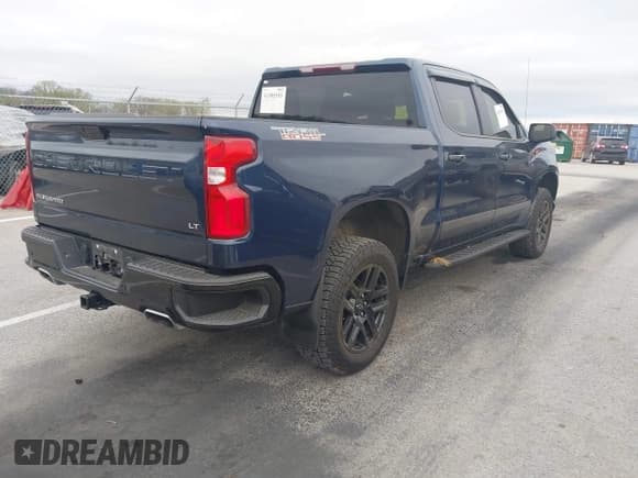 ✅ 2022 Chevrolet Silverado 1500 LT Trail Boss • VIN: 1GCPYFED7NZ188749 • Lot: 41905503. Wystawiony na IAAI z przebiegiem 49 383 mil. Bezpłatny archiwum sprzedaży aukcyjnych z USA i szczegółowy raport historii pojazdu na DreamBid. Zdjęcie 4.