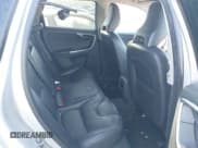 ✅ 2015 Volvo XC60 T6 • VIN: YV4902RK2F2761744 • Lot: 43073744. Wystawiony na IAAI z przebiegiem 180 179 mil. Bezpłatny archiwum sprzedaży aukcyjnych z USA i szczegółowy raport historii pojazdu na DreamBid. Zdjęcie 8.