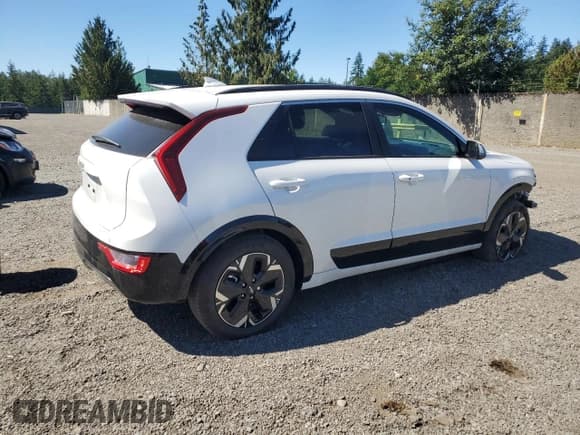 ✅ 2025 Kia Niro Wind • VIN: KNDCR3L19S5137212 • Lot: 66356215. Listed on Copart with 3,279 mi. Free auction sales archive from the USA and detailed vehicle history report at DreamBid. Image 3.