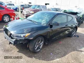 2019 Hyundai Veloster 2.0 with VIN KMHTG6AF3KU016554, listed as a IAAI auction lot 37580702 with 79,286 mi miles and . Bid and sale history available at DreamBid. Image 2.