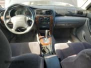 ✅ 2003 Subaru Legacy L • VIN: 4S3BH635637301282 • Lot: 66071565. Wystawiony na Copart z przebiegiem 154 466 mil. Bezpłatny archiwum sprzedaży aukcyjnych z USA i szczegółowy raport historii pojazdu na DreamBid. Zdjęcie 8.