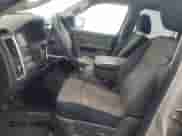 2010 Dodge 1500 SLT z VIN 1D7RV1CT7AS208280, wystawiony jako Copart lot #79516504 z przebiegiem Nie podano mil oraz Czysty tytuł • Clean title. Historia ofert i sprzedaży dostępna na DreamBid. Obrazek 7.