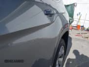 ✅ 2018 Volkswagen Atlas SEL • VIN: 1V2MR2CA9JC523068 • Lot: 43692474. Wystawiony na IAAI z przebiegiem 128 042 mil. Bezpłatny archiwum sprzedaży aukcyjnych z USA i szczegółowy raport historii pojazdu na DreamBid. Zdjęcie 20.