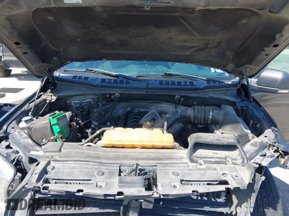 ✅ 2017 Ford F-150 XL • VIN: 1FTEW1CF2HKC53850 • Lot: 41996911. Wystawiony na IAAI z przebiegiem 234 649 mil. Bezpłatny archiwum sprzedaży aukcyjnych z USA i szczegółowy raport historii pojazdu na DreamBid. Zdjęcie 10.